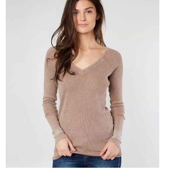 Free People/ We the Free washed out mauve long sleeve ribbed & waffle V-neck MED - Picture 1 of 15